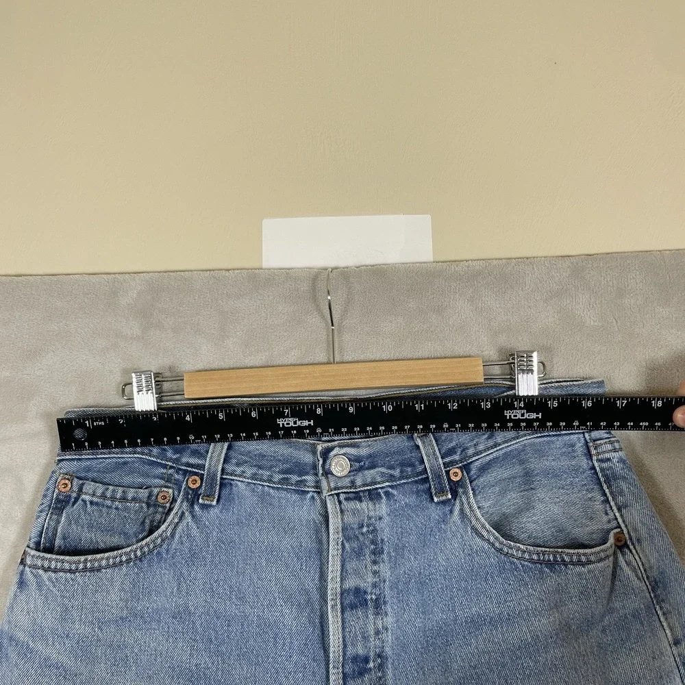 Levis item good